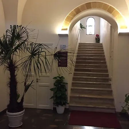Dimora Di Charme Cassaro 168